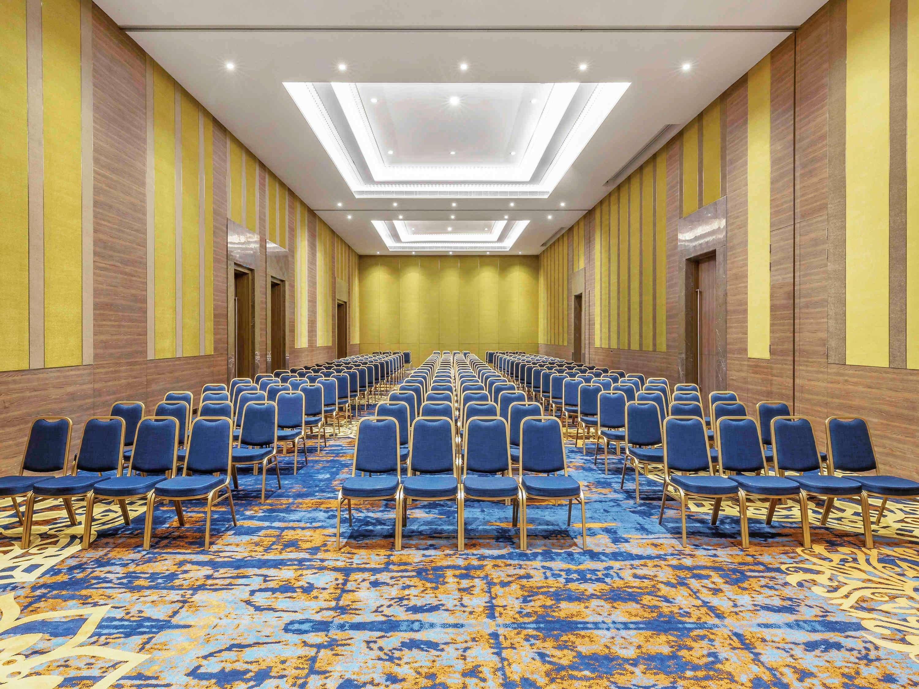 Grand Mercure Ahmedabad Gift City - An Accor Hotels Brand Gandhinagar Zewnętrze zdjęcie