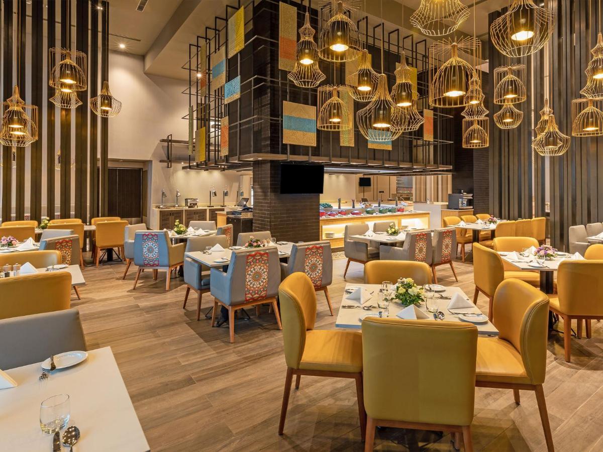 Grand Mercure Ahmedabad Gift City - An Accor Hotels Brand Gandhinagar Zewnętrze zdjęcie
